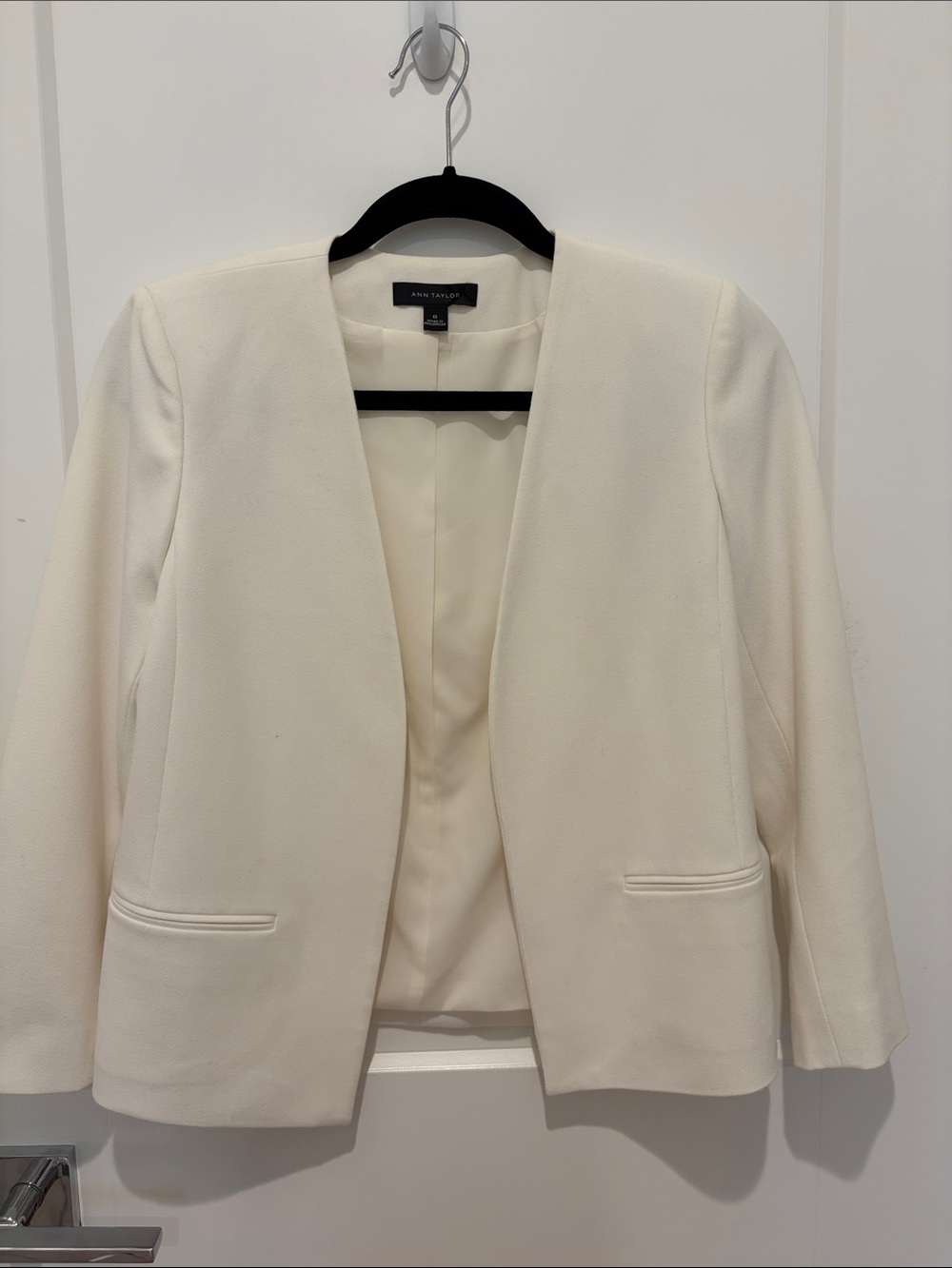 Ann Taylor Cream Open-Front Blazer Jacket size 0